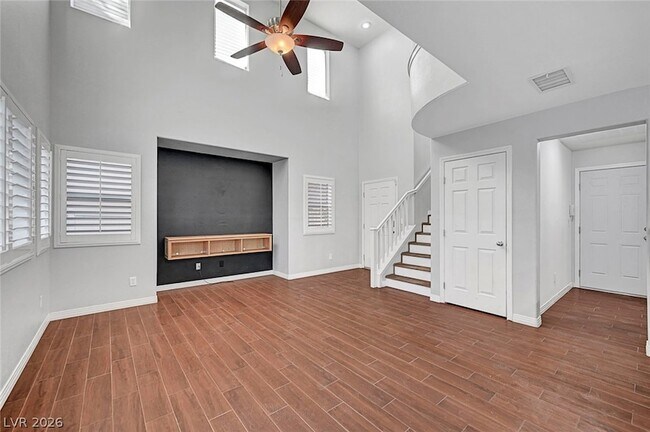 Building Photo - 514 Eresma St