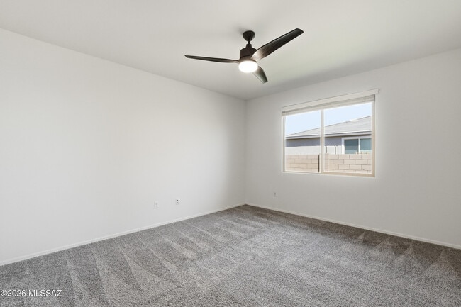 Building Photo - 1016 W Calle Nicoya
