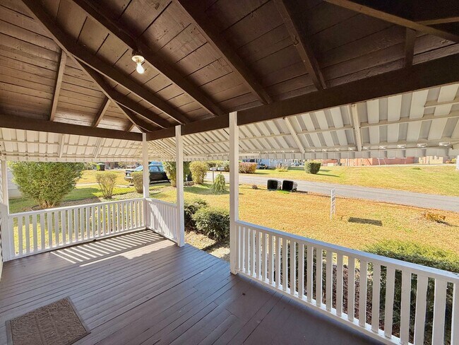 Building Photo - Fully Furnished & Utilities Included -SHORT TERM LEASES AVAILABLE with a premium.