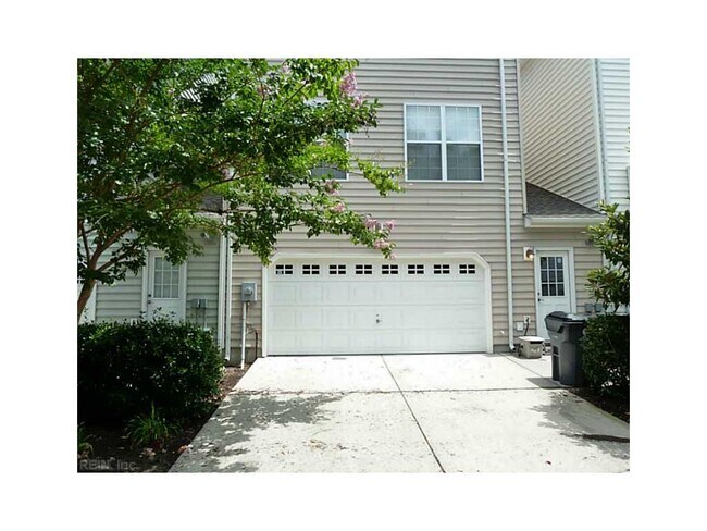 Building Photo - 4532 Willow Croft Dr