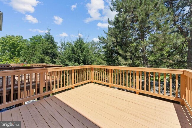 Building Photo - 2928 Huntington Grove Square