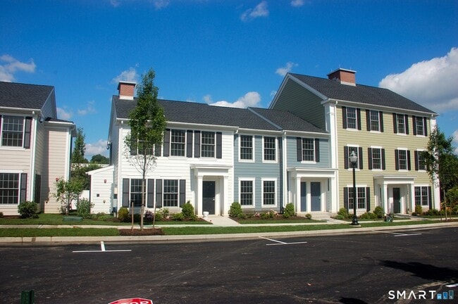 Building Photo - 7 Birch Drive