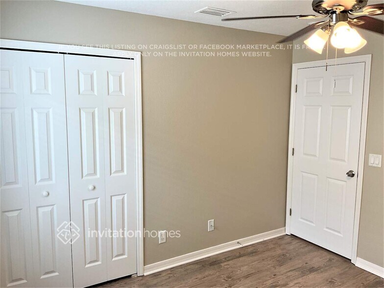 Building Photo - 1444 Sumter Ln