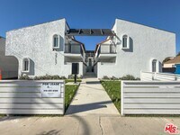 Building Photo - 2757 Andreo Ave