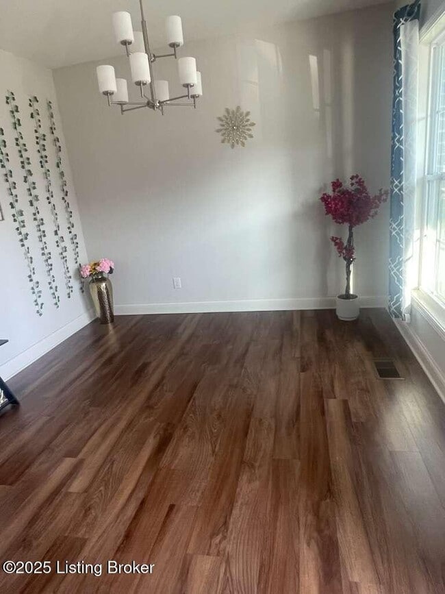 Building Photo - 114 Belden Trl