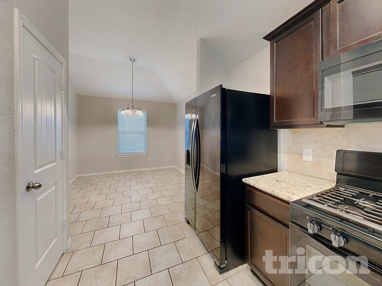 Building Photo - 6411 Candlepass Dr