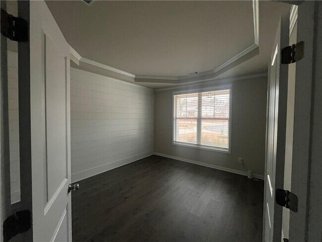 Building Photo - 408 Elkhorn Gln Ct