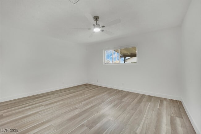 Building Photo - 1501 Strong Dr