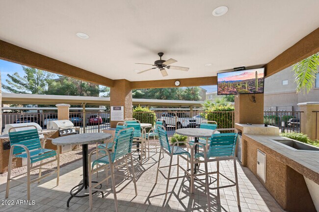 Building Photo - 18416 N Cave Creek Rd