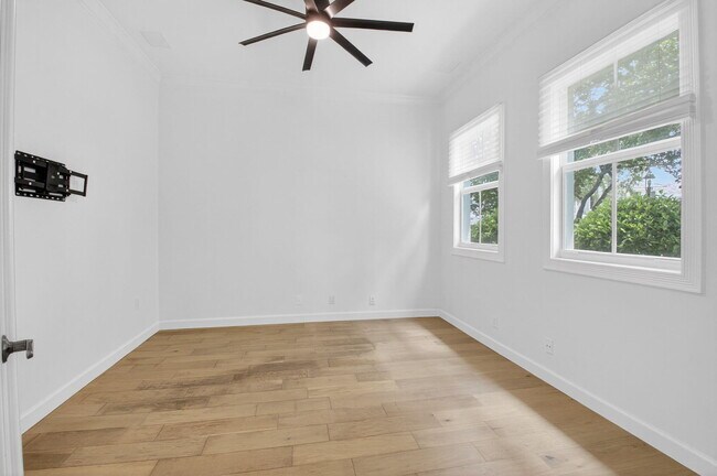 Building Photo - 3924 NW 58th St