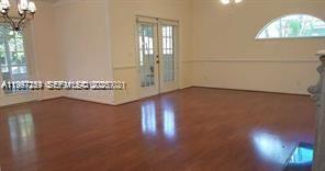 Building Photo - 130 E Lee Rd