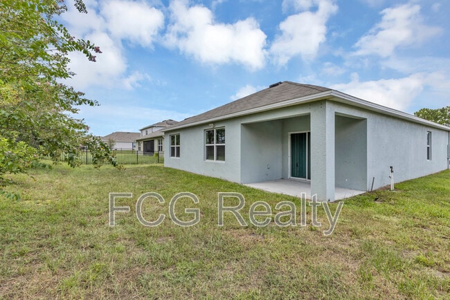 Building Photo - 72 Hickory Crse