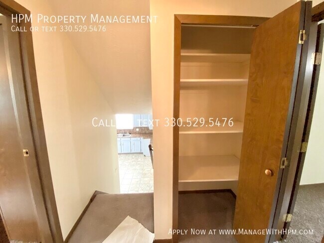 Building Photo - 1827 Thackeray Ave NW