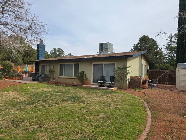 Building Photo - Furnished, 1-Year Long-Term Rental