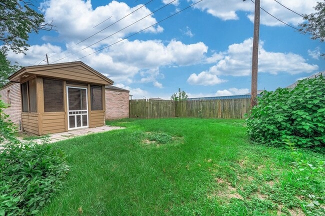 Building Photo - 17203 Kettle Creek Dr