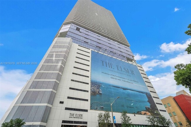 Building Photo - 398 NE 5th St