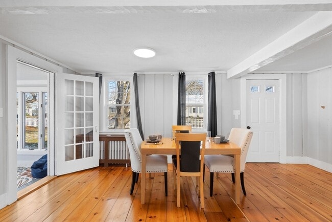 Building Photo - 32 Woodside Ave