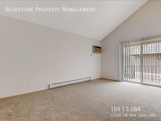 Building Photo - 12520 SW Gem Ln
