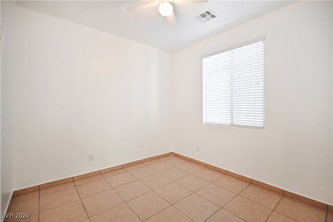 Building Photo - 3620 Karissa Heights Pl