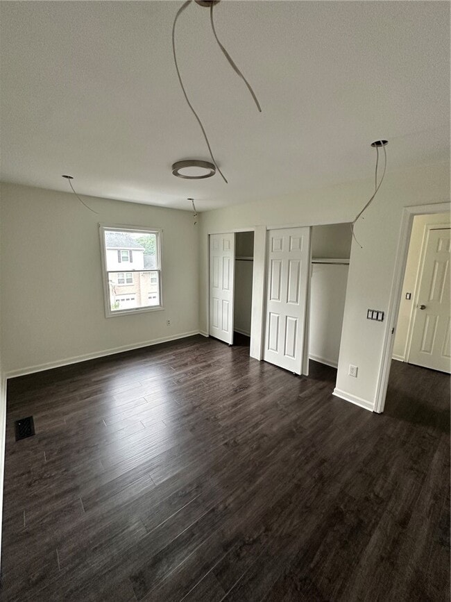 Building Photo - 6437 Sterling Cir