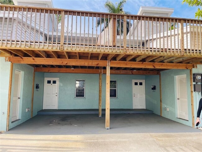 Building Photo - 1559 7th Ave W