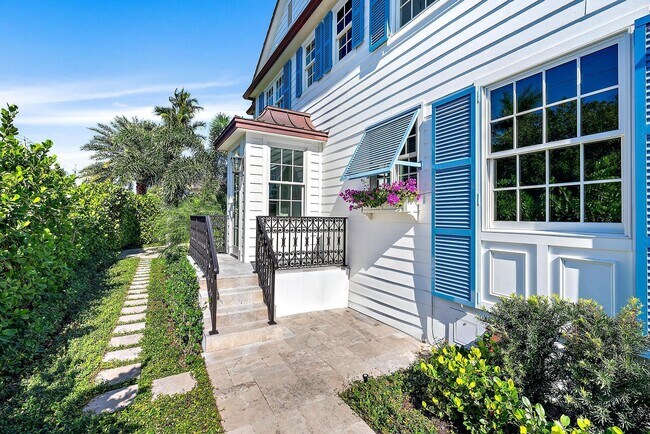 Building Photo - 360 Seaspray Ave