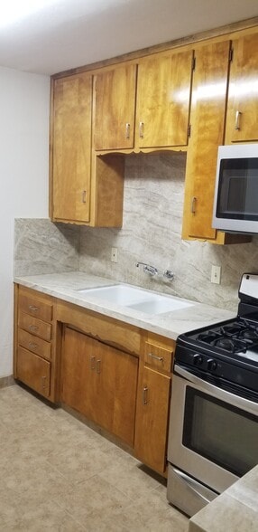 Building Photo - 1510 Haldon St