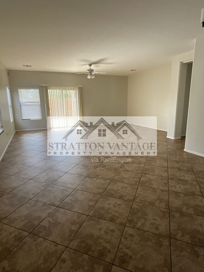 Building Photo - 5437 W Maldonado Rd