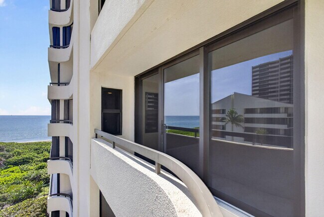Building Photo - 4000 N Ocean Dr