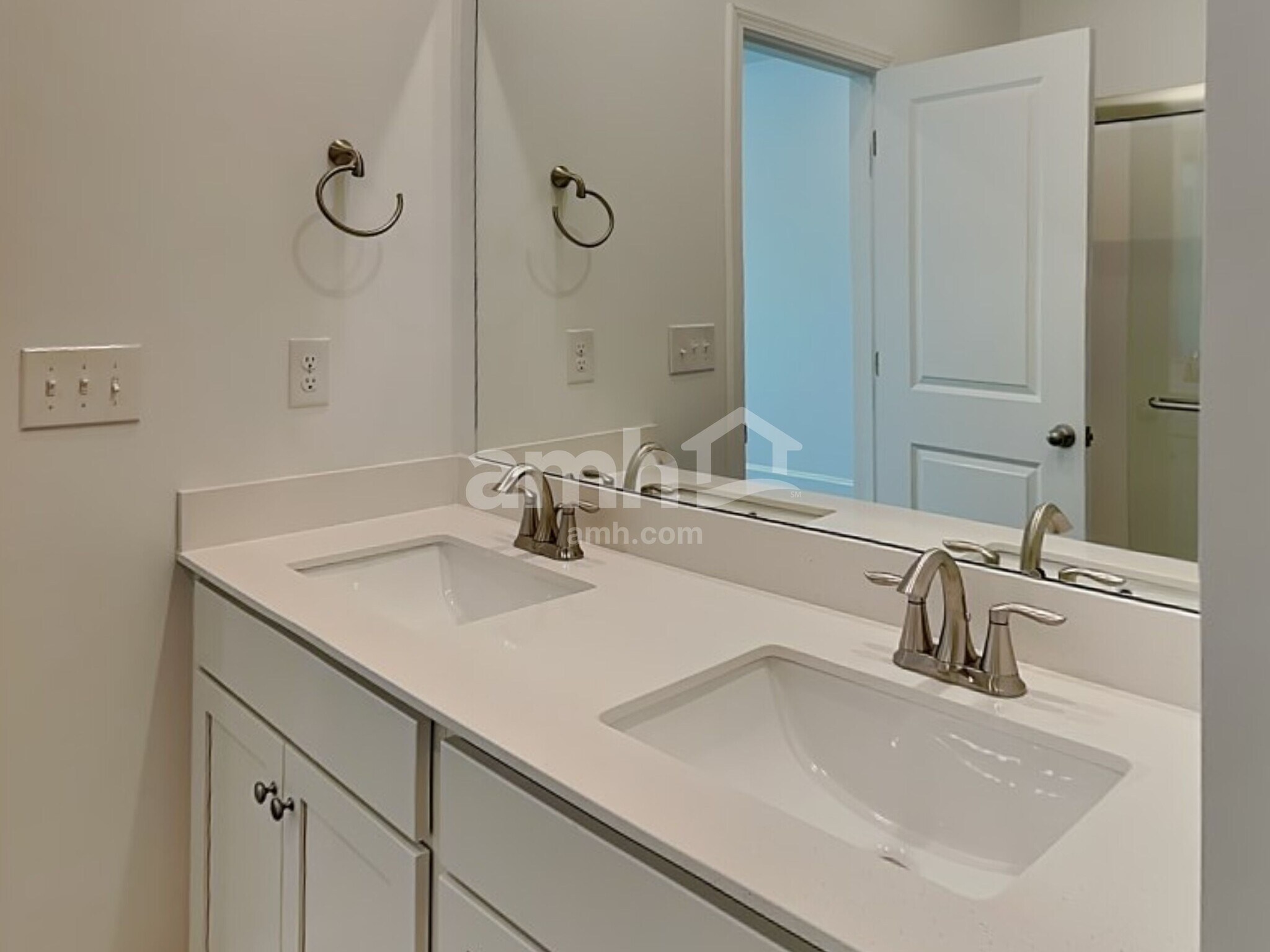 Building Photo - 3517 Jefferson Cor Ln