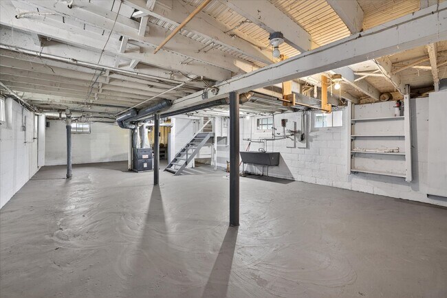 Building Photo - 10608 Wadsworth Ave