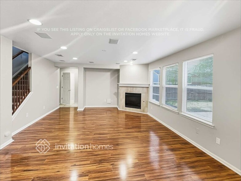 Building Photo - 893 Lehigh Cir