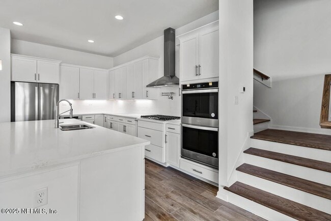 Building Photo - 475 Marquesa Cir