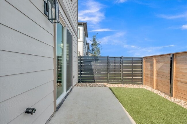 Building Photo - 9317 Curious Squirrel St