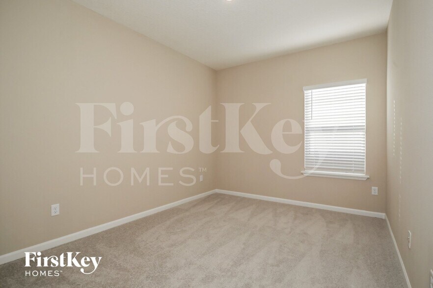 Building Photo - 263 Bloomfield Wy