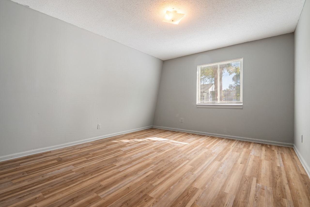 Building Photo - 511 Poplar St