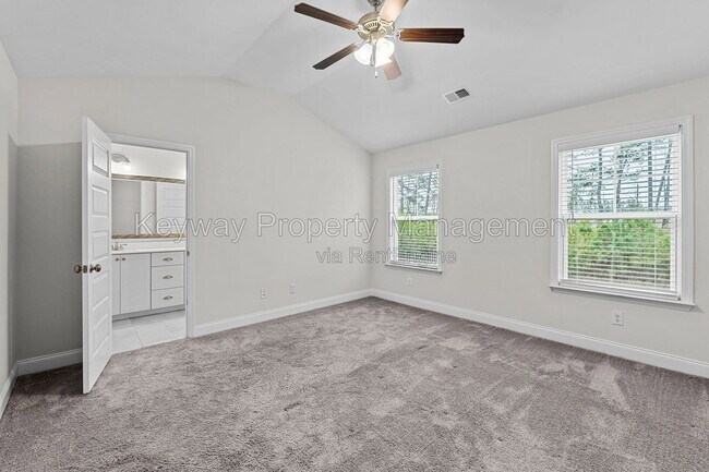 Building Photo - 315 Sumac Trail