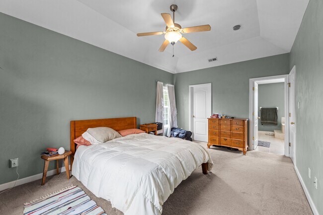 Building Photo - 1625 Lockridge Ct