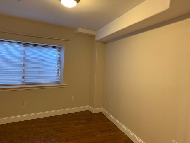 Building Photo - Beautifully updated home on 5 acres