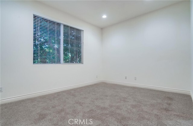 Building Photo - 623 Aviation Way