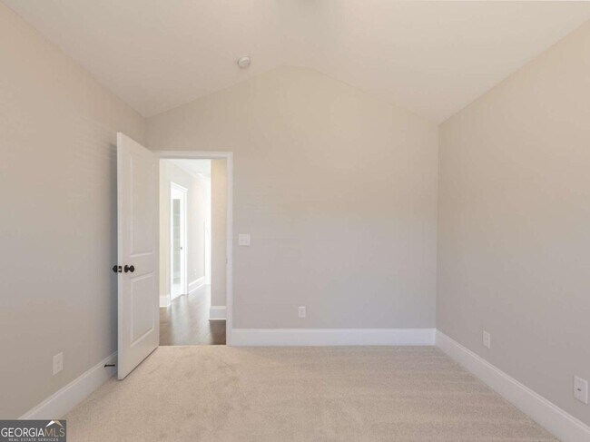 Building Photo - 4210 Old Cherokee St