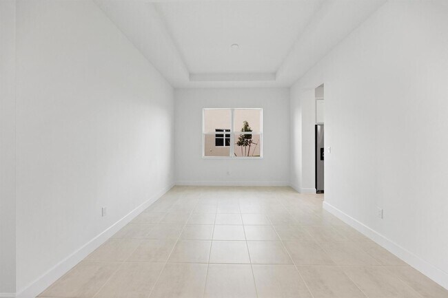 Building Photo - 15144 Wildwood Cir