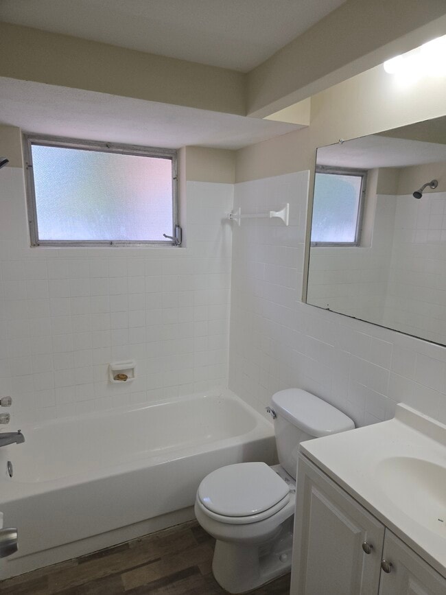 Building Photo - 9240 St Regis Ln