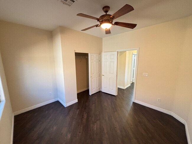 Building Photo - 5991 Bassio Ave