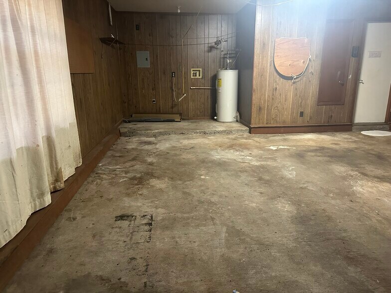 Building Photo - 2544 Coachman Ct