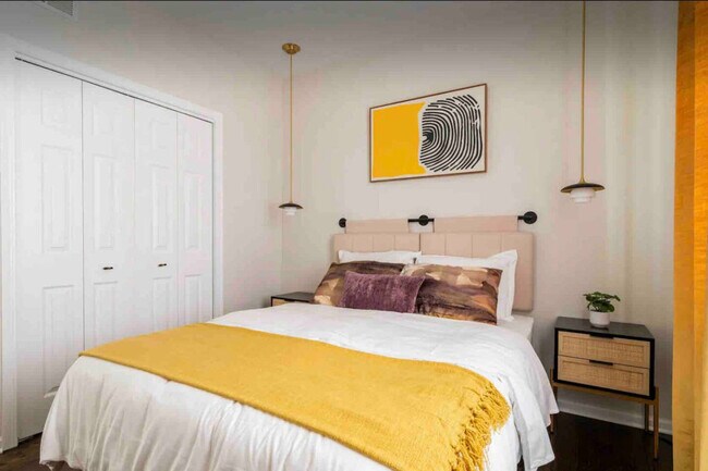 Building Photo - 1501 W Thomas St