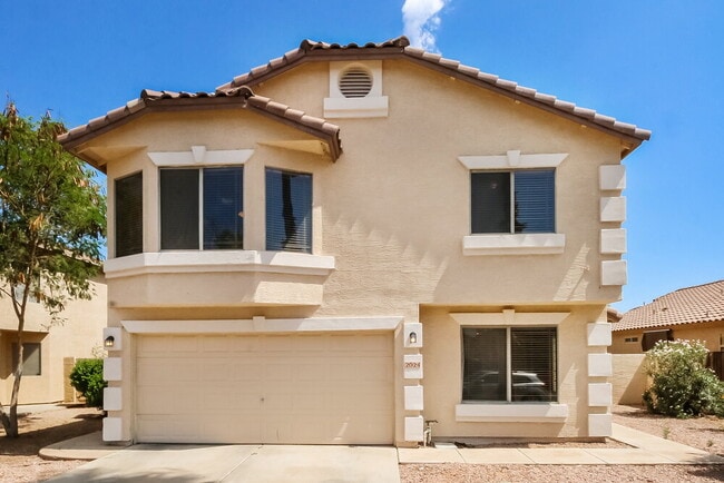Building Photo - 2024 E Appaloosa Rd