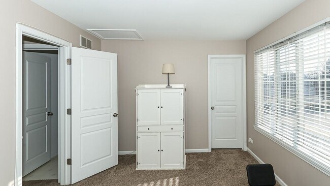 Building Photo - 1272 Silk Oak Ln