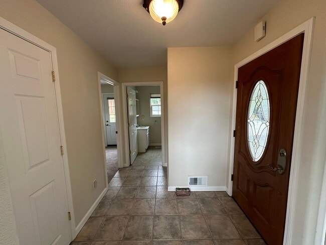 Building Photo - Country Home in Great Penn Valley Location, sorry no pets.