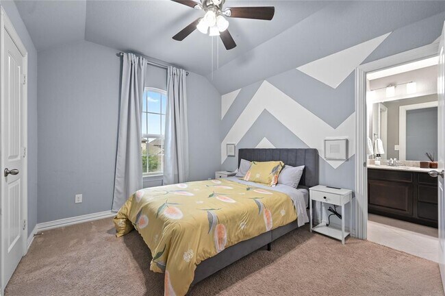 Building Photo - 311 Tangerine Dr